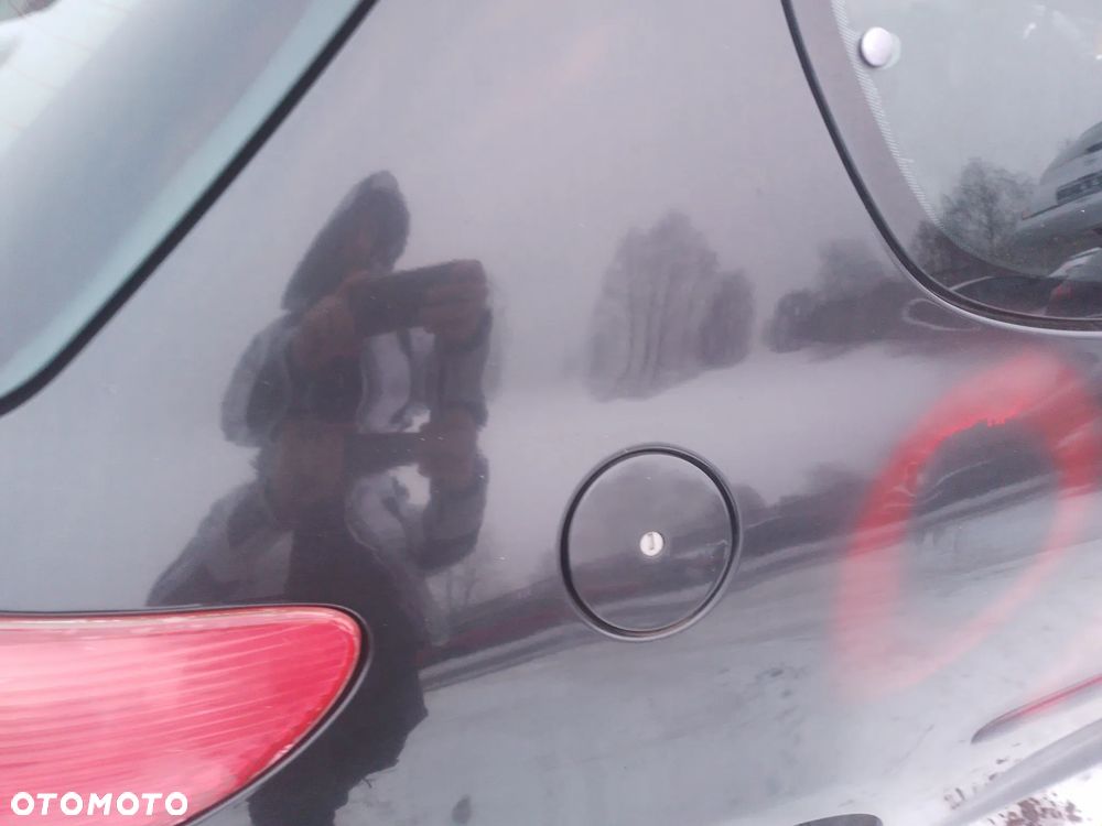 PEUGEOT 206  1.4 HDi 70 (DV4TD)- BOCZEK DRZWI PRAWY LEWY - 17