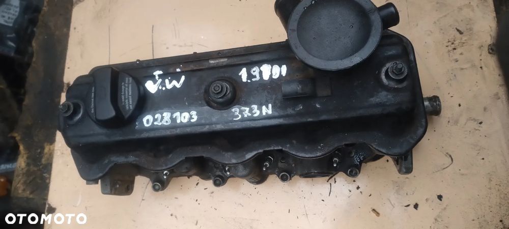 VW AUDI SEAT SKODA 1,9TDI głowica pokrywa wałek 028103373N - 1