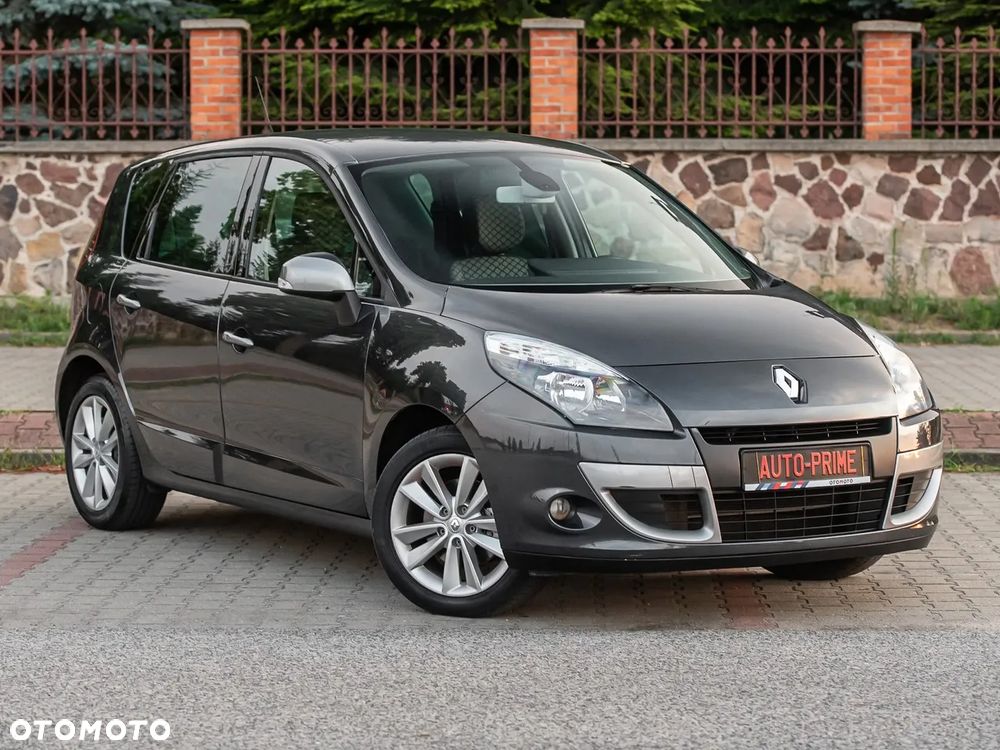 Renault Scenic - 1