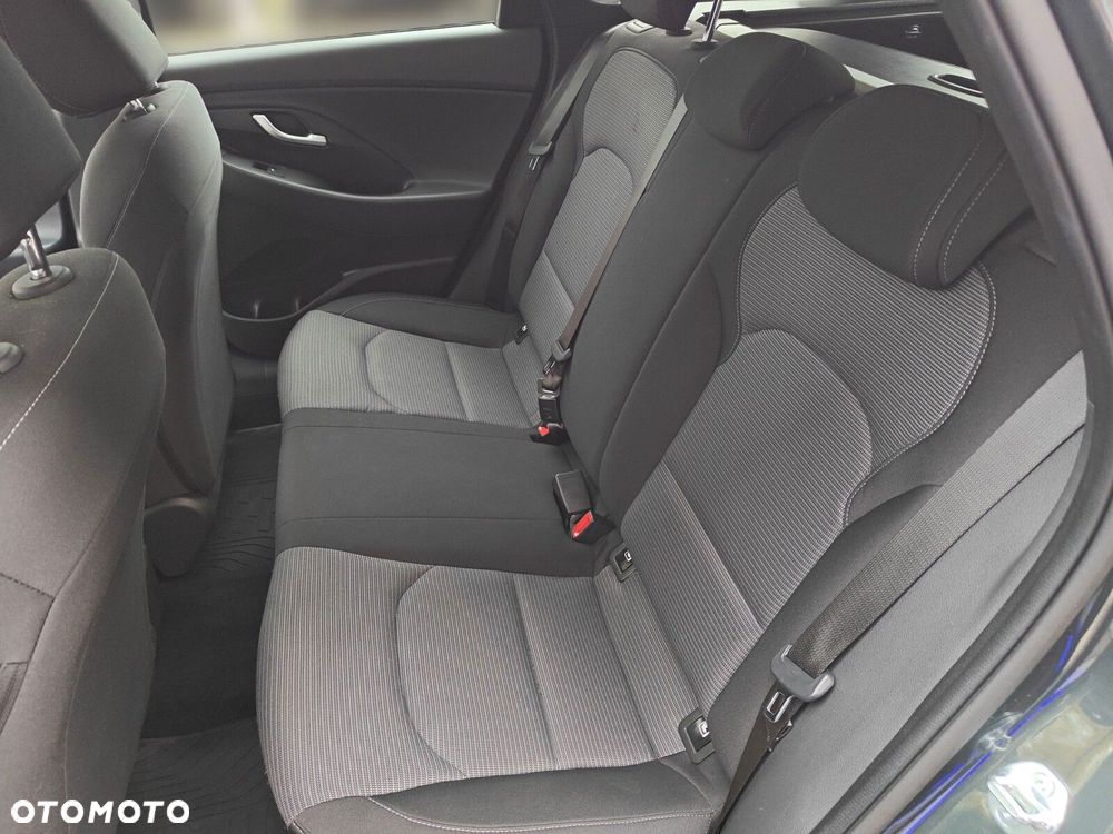 Hyundai i30 1.6 T-GDI Modern DCT - 17
