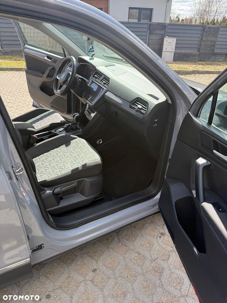Volkswagen Tiguan - 5