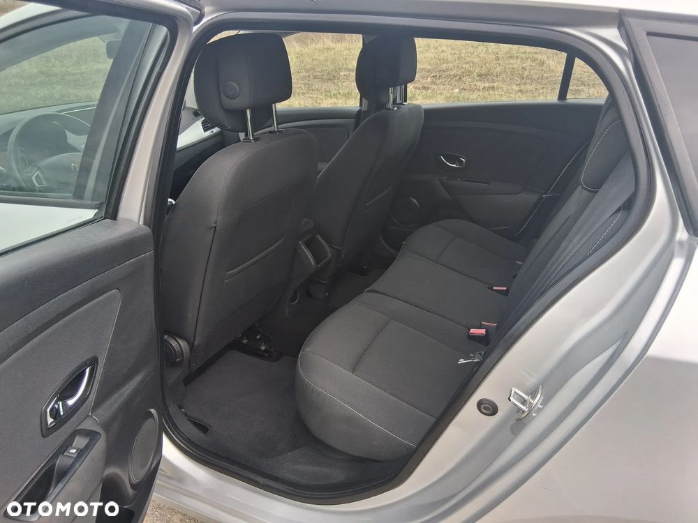 Renault Megane ENERGY dCi 110 Start & Stop LIMITED - 18