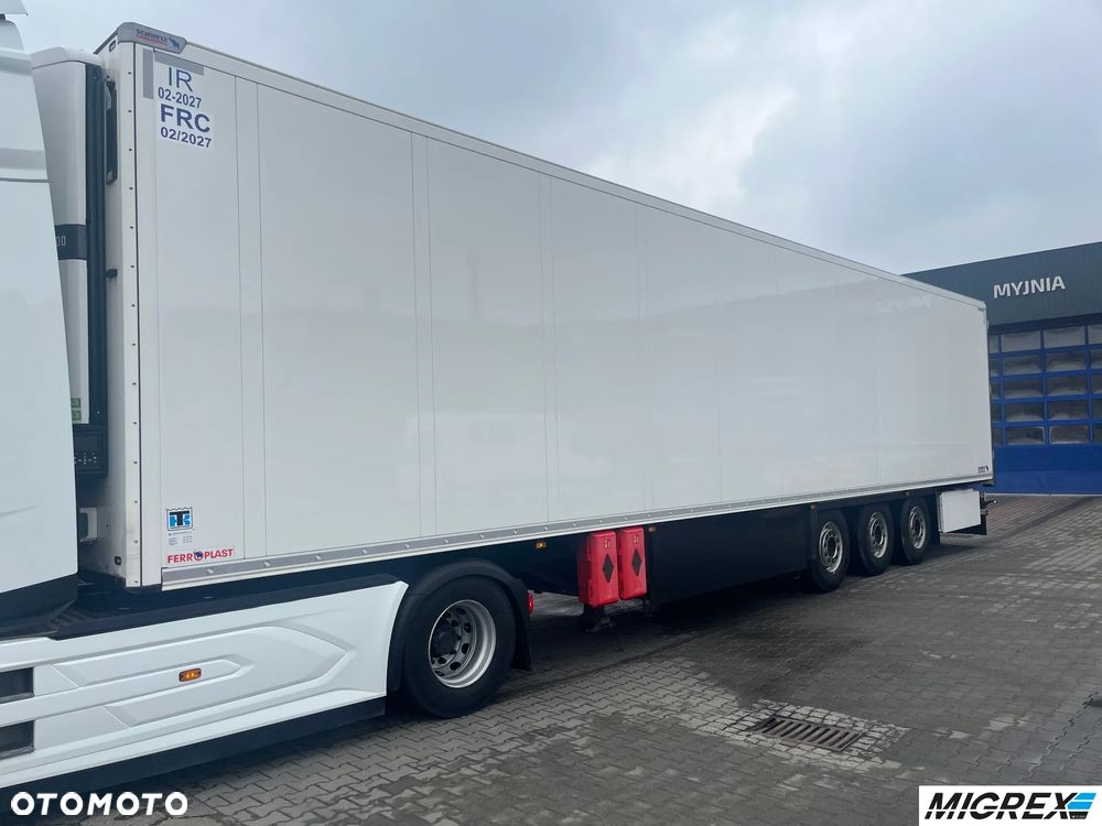 Schmitz Cargobull SCB*S3B - 2