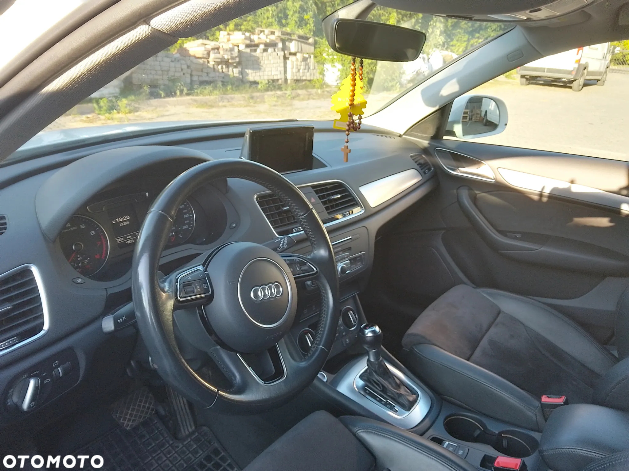 Audi Q3 - 10