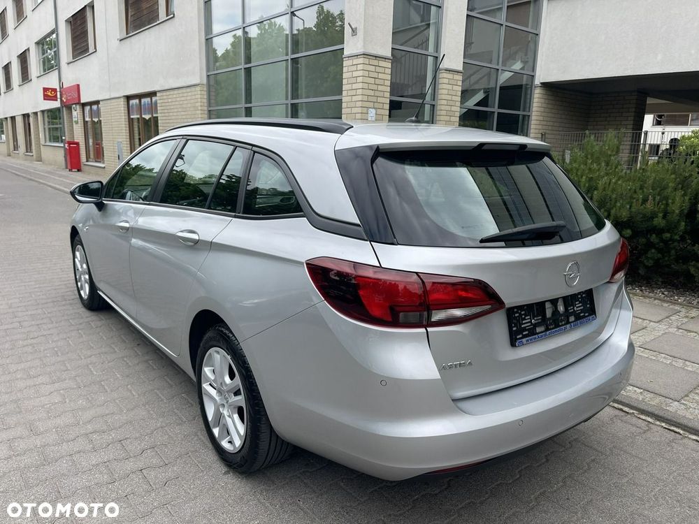 Opel Astra - 9