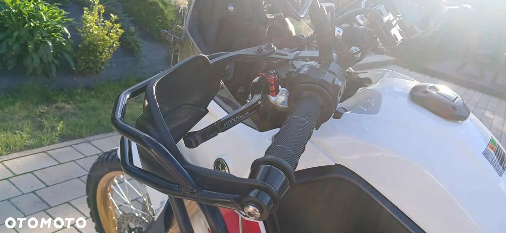 Yamaha Tenere - 16