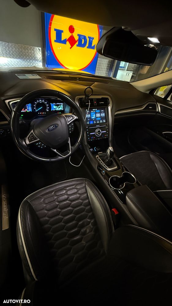 Ford Mondeo - 8