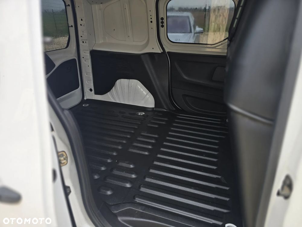 Opel Combo - 9