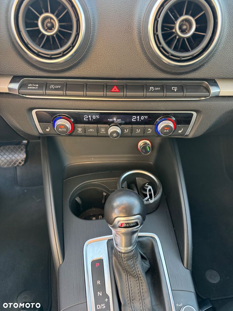Audi A3 Sportback 2.0 TDI (clean diesel) S tronic Attraction - 12
