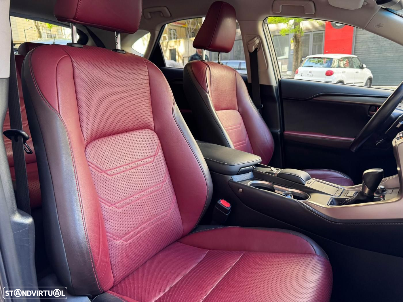 Lexus NX 300h Executive+ - 18