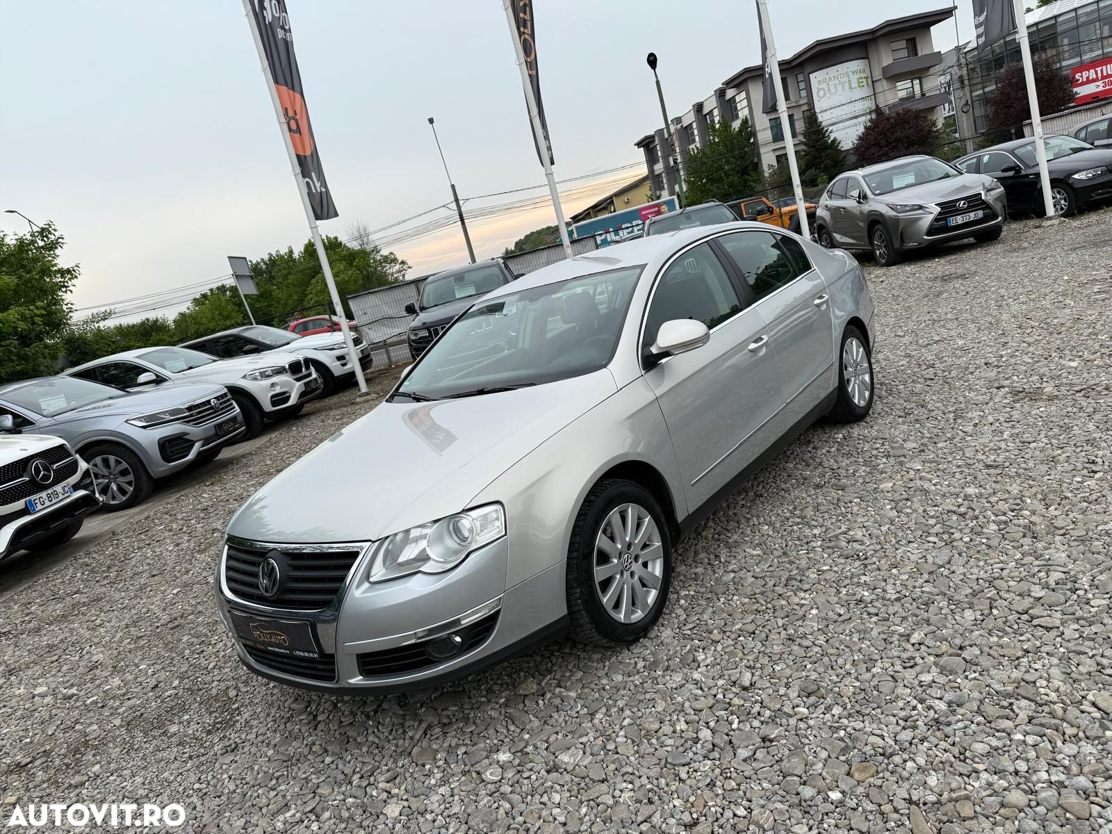 Volkswagen Passat - 25