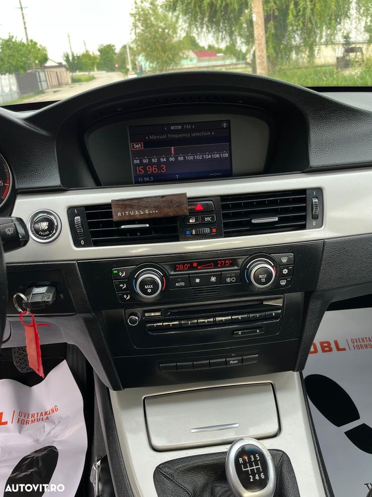 BMW Seria 3 318d - 10