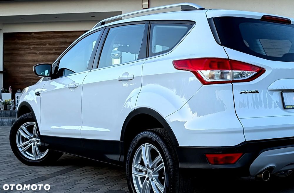 Ford Kuga 1.6 EcoBoost 2x4 Titanium - 15