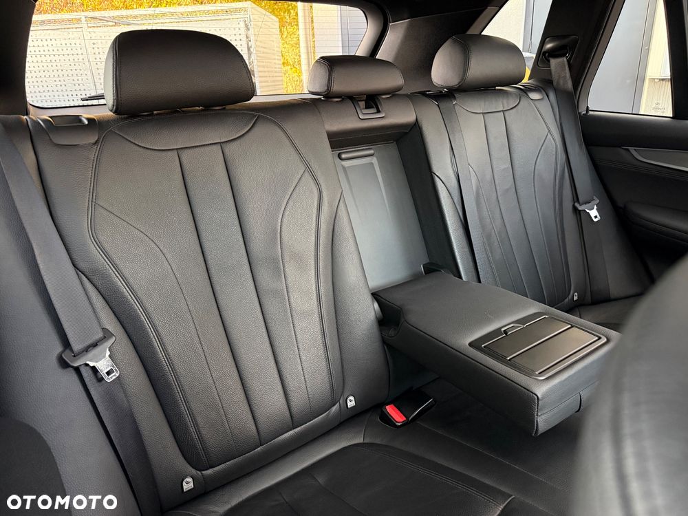 BMW X5 xDrive40d - 24