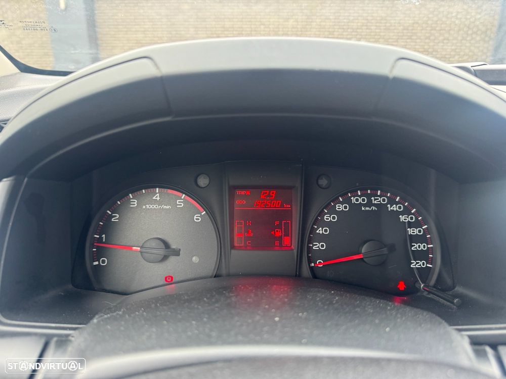 Isuzu D-Max 4x4 Cabine Dupla Custom - 7