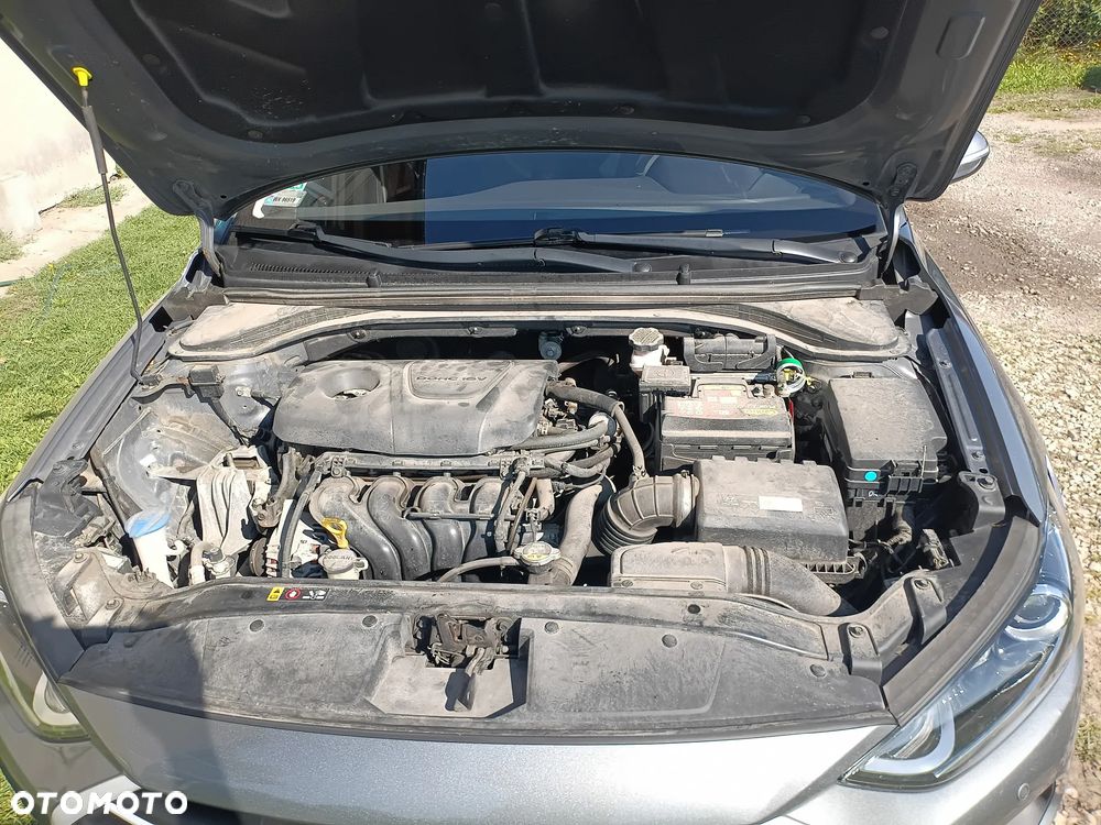 Hyundai Elantra 1.6 Classic Plus - 7