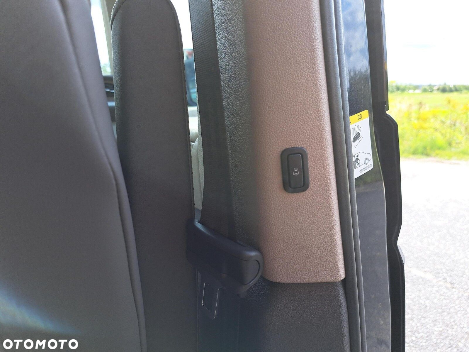 Volkswagen Multivan - 35