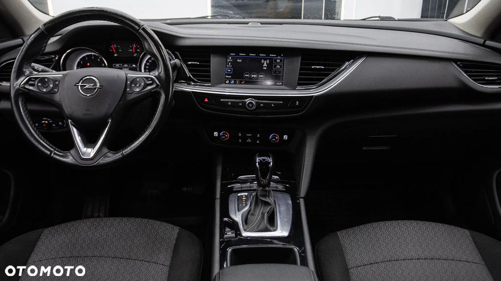 Opel Insignia 1.5 T Innovation S&S - 14