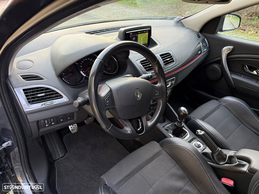 Renault Mégane Sport Tourer 1.5 dCi GT Line SS - 15