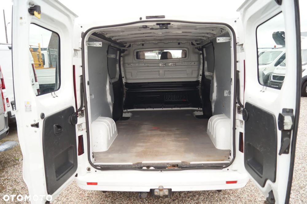 Opel Vivaro - 31