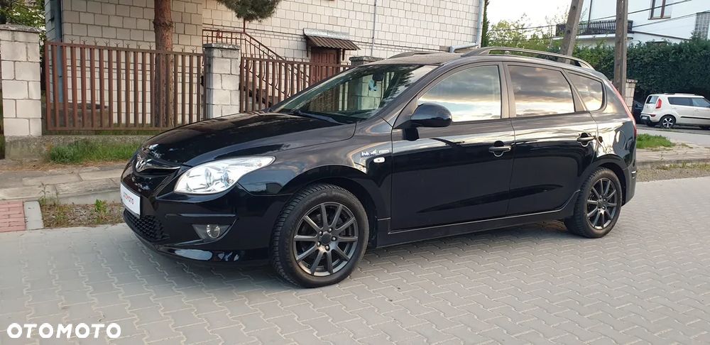 Hyundai i30 i30cw 1.6 CRDi blue Classic - 2