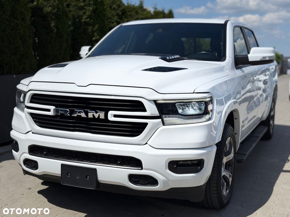 RAM 1500 Crew Cab Laramie - 2