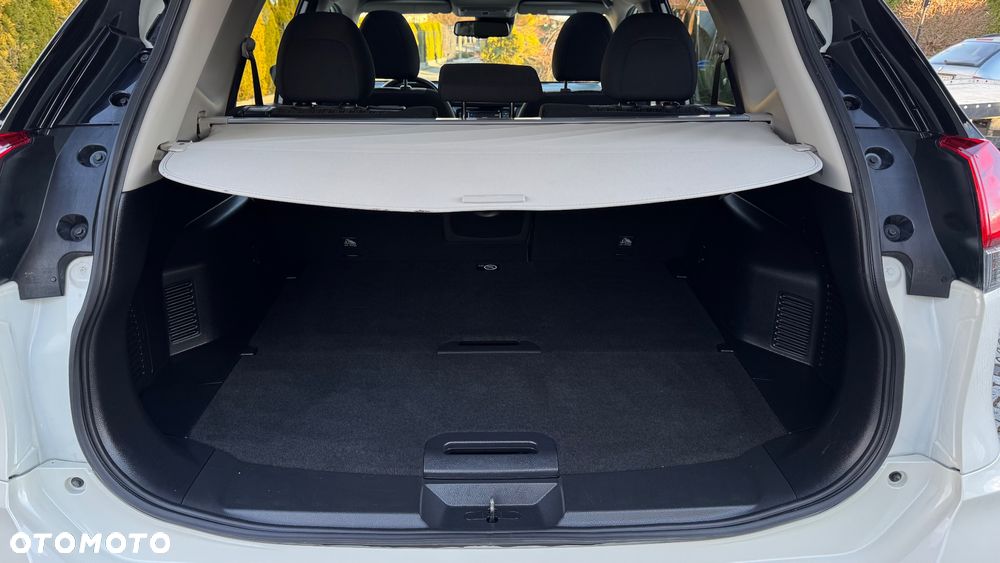 Nissan X-Trail 1.7 dCi N-Tec 4WD Xtronic - 19