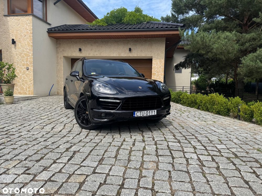 Porsche Cayenne GTS - 1