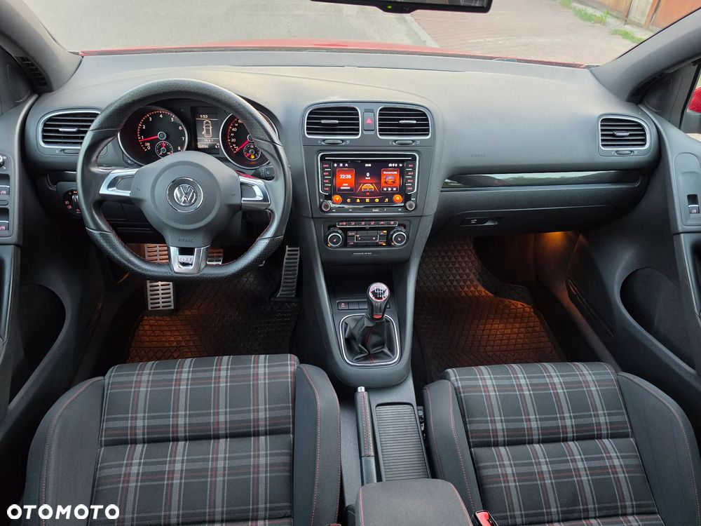 Volkswagen Golf 2.0 TSI GTI - 22