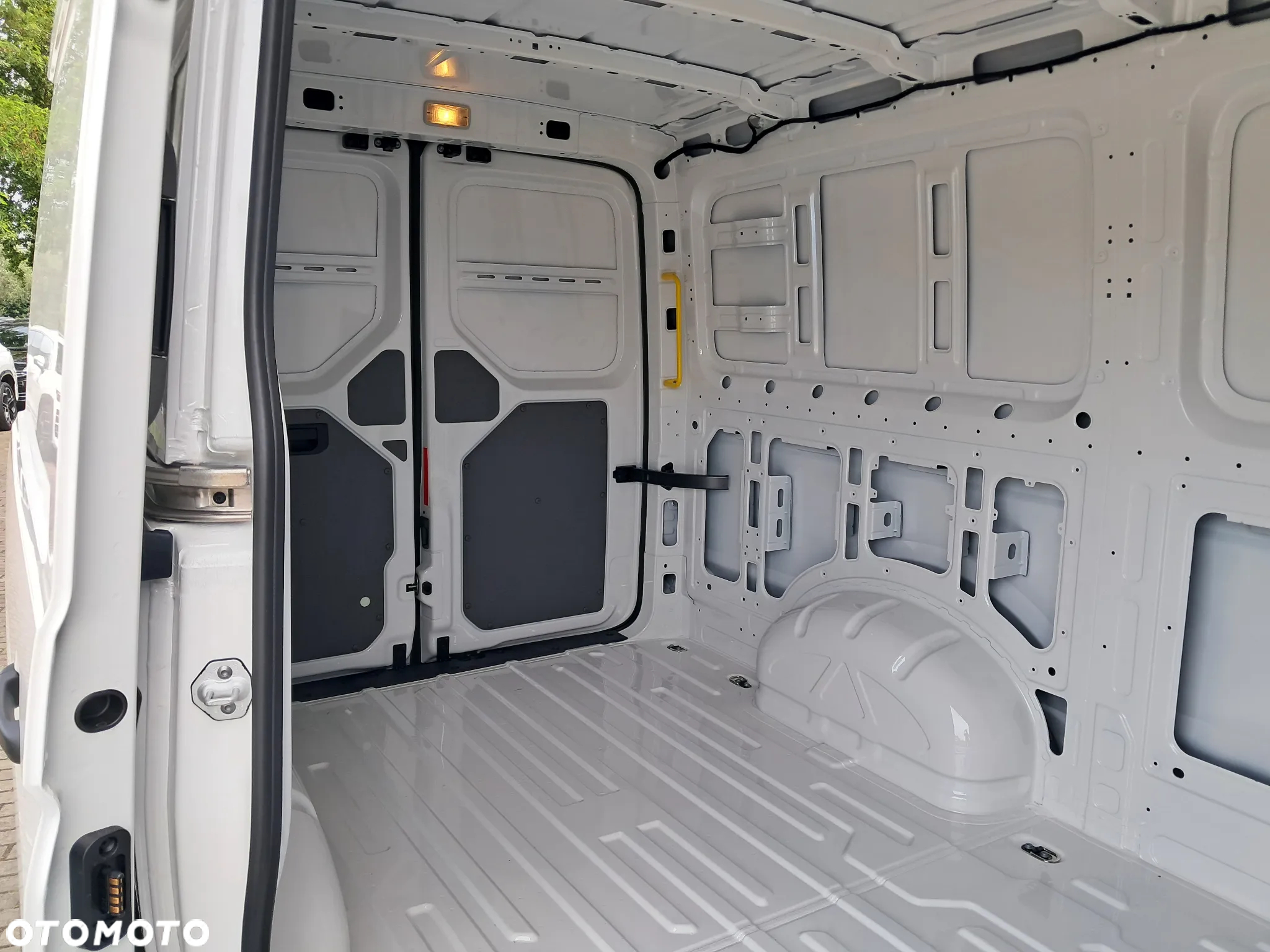 Volkswagen Crafter - 9