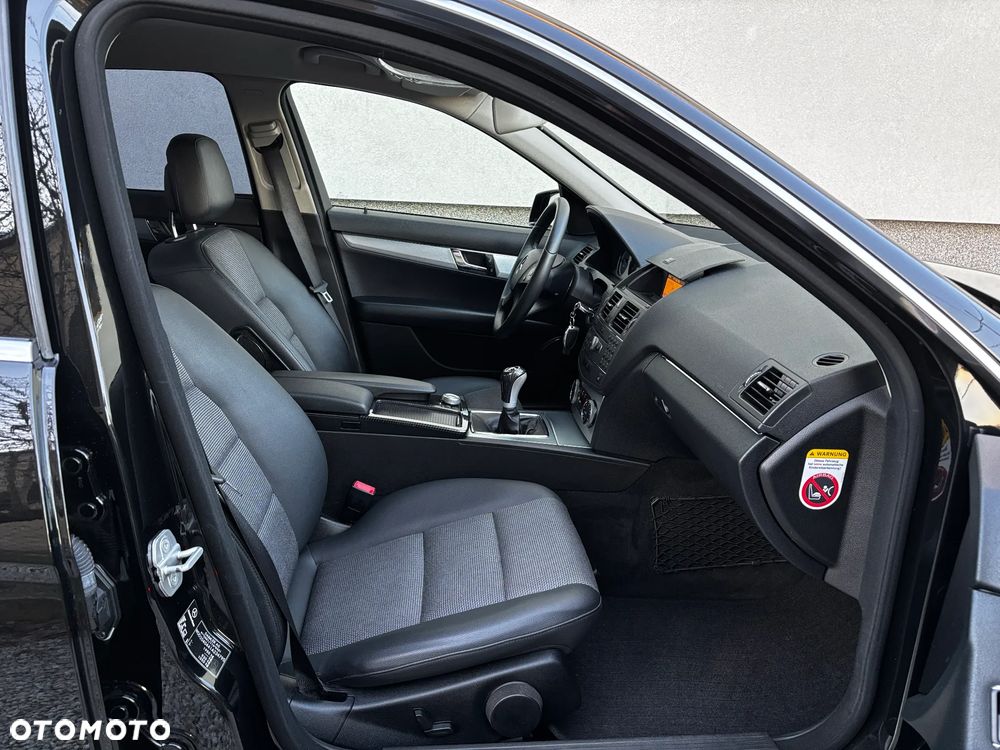 Mercedes-Benz Klasa C 180 Kompressor Avantgarde - 12