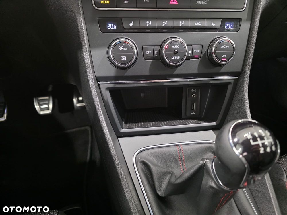 Seat Leon 2.0 TDI DPF Start&Stop FR - 34
