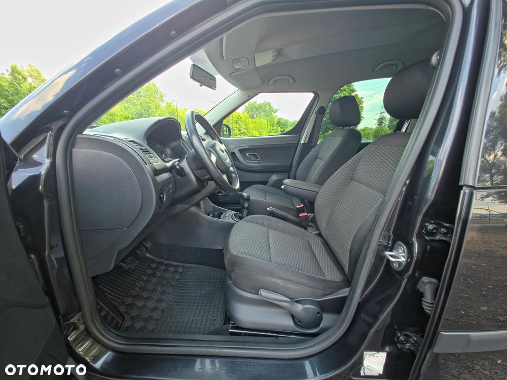 Skoda Roomster 1.2 TSI Fresh - 7