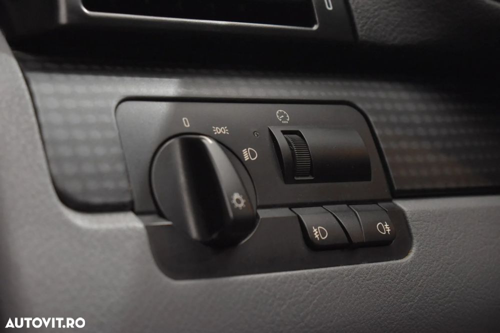 BMW Seria 3 325 Ci Aut. - 30