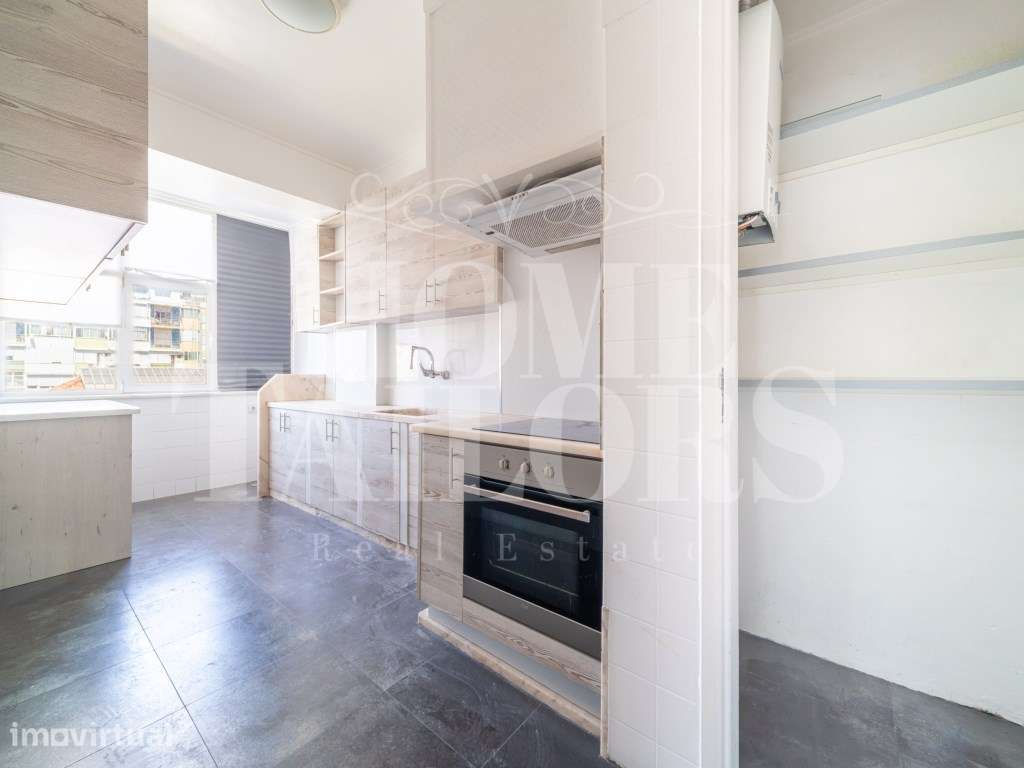Apartamento T2 remodelado na Damaia - Grande imagem: 3/22
