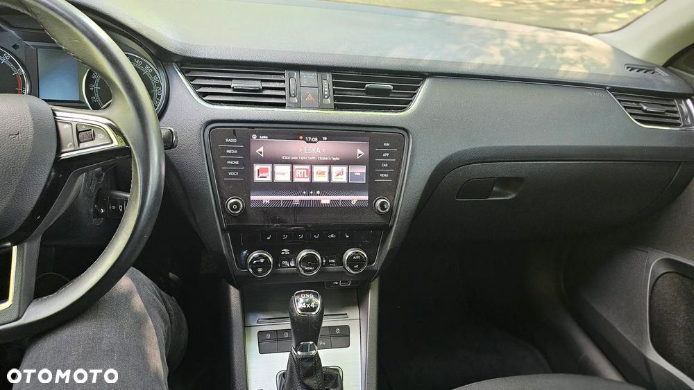 Skoda Octavia 1.8 TSI 4x4 Edition DSG - 14