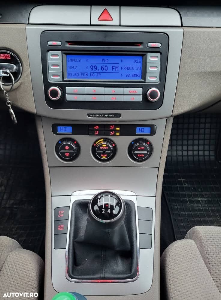 Volkswagen Jetta 2.0 TDI Life - 7