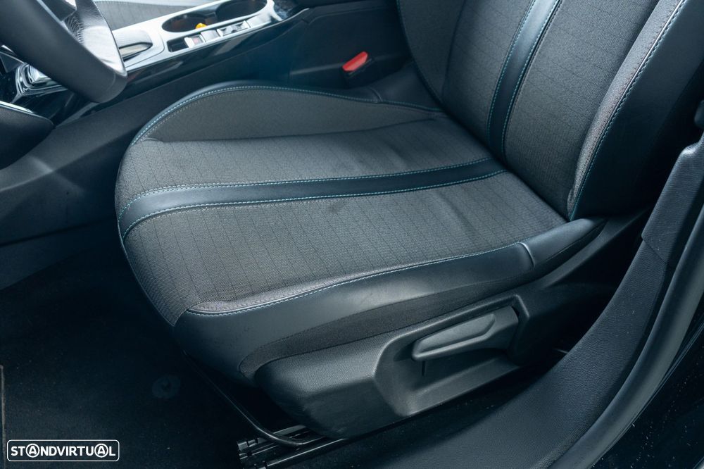 Peugeot 2008 1.5 BlueHDi Allure EAT8 - 5