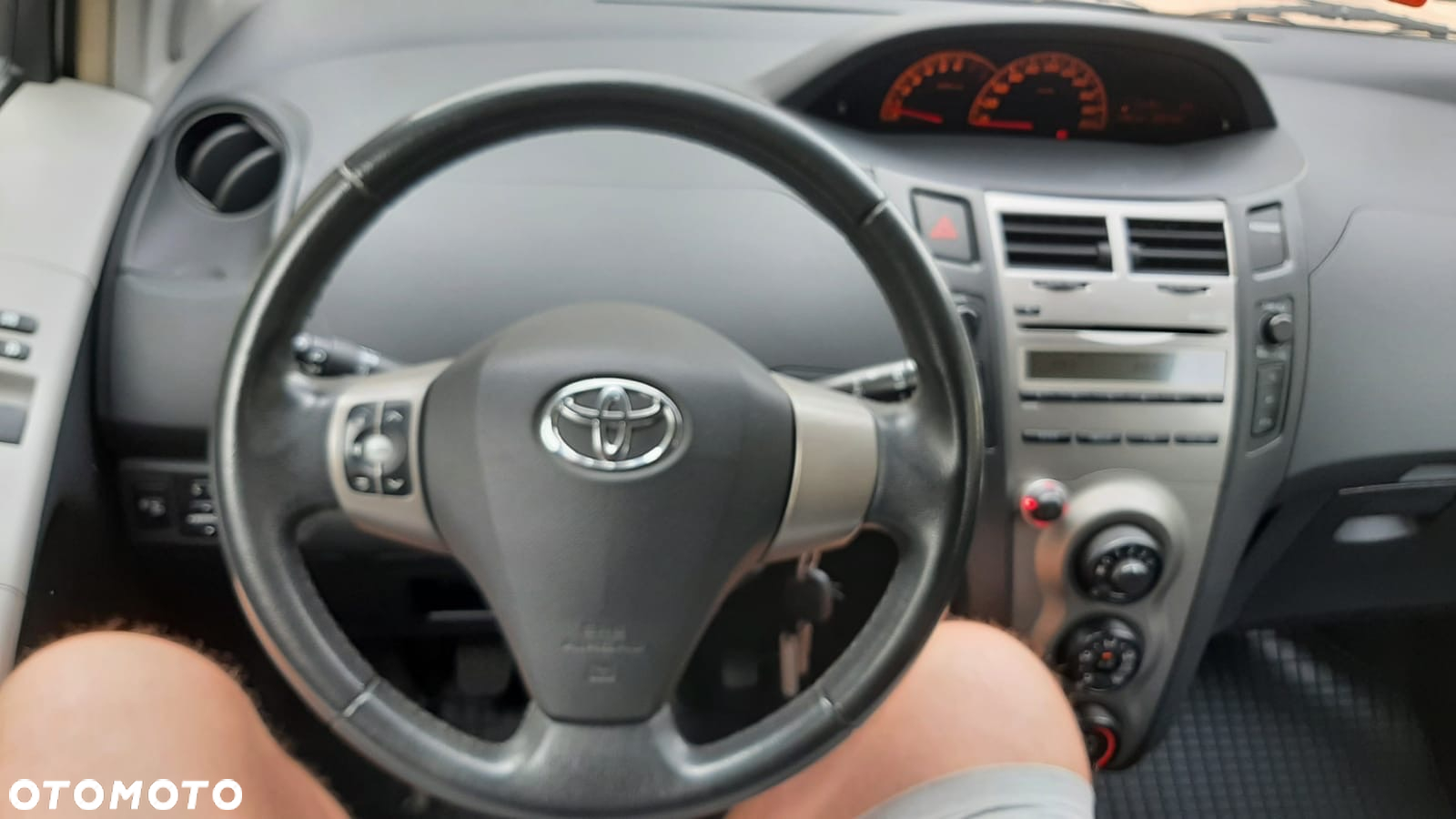 Toyota Yaris 1.33 2010 - 11