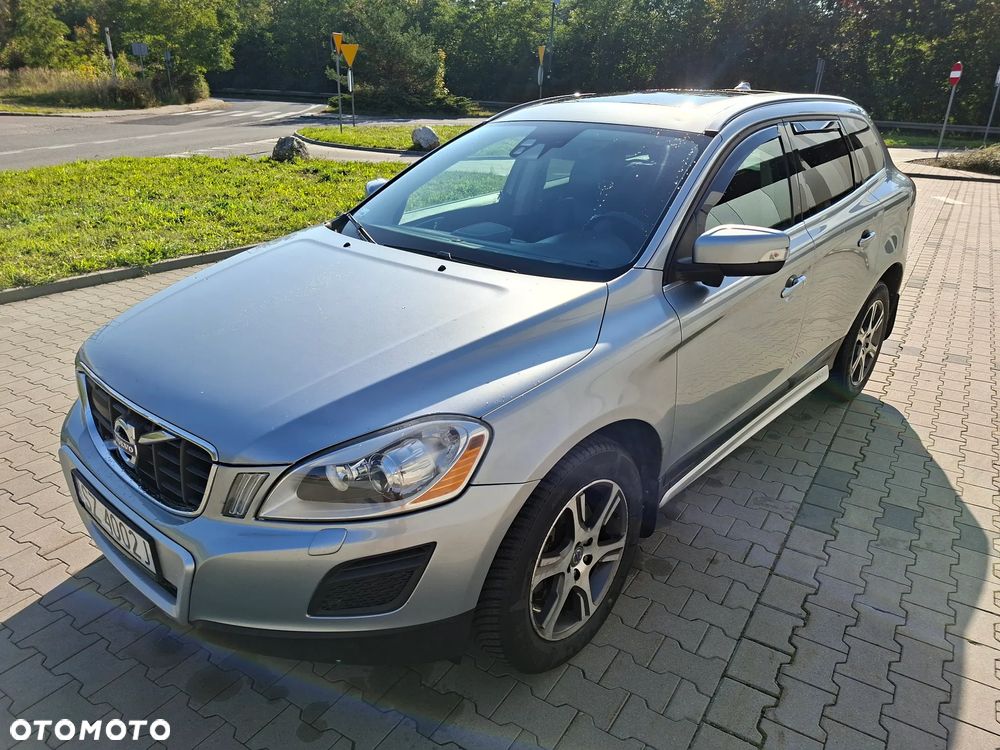 Volvo XC 60 D5 AWD Kinetic - 1