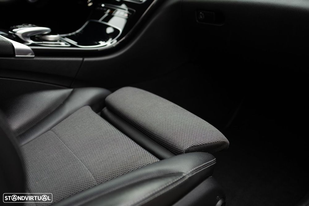 Mercedes-Benz C 180 d Avantgarde Aut. - 21