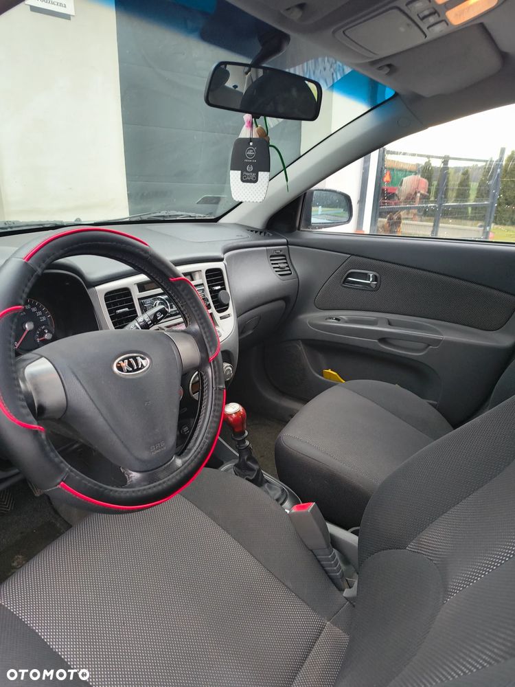 Kia Rio 1.4 / City - 2