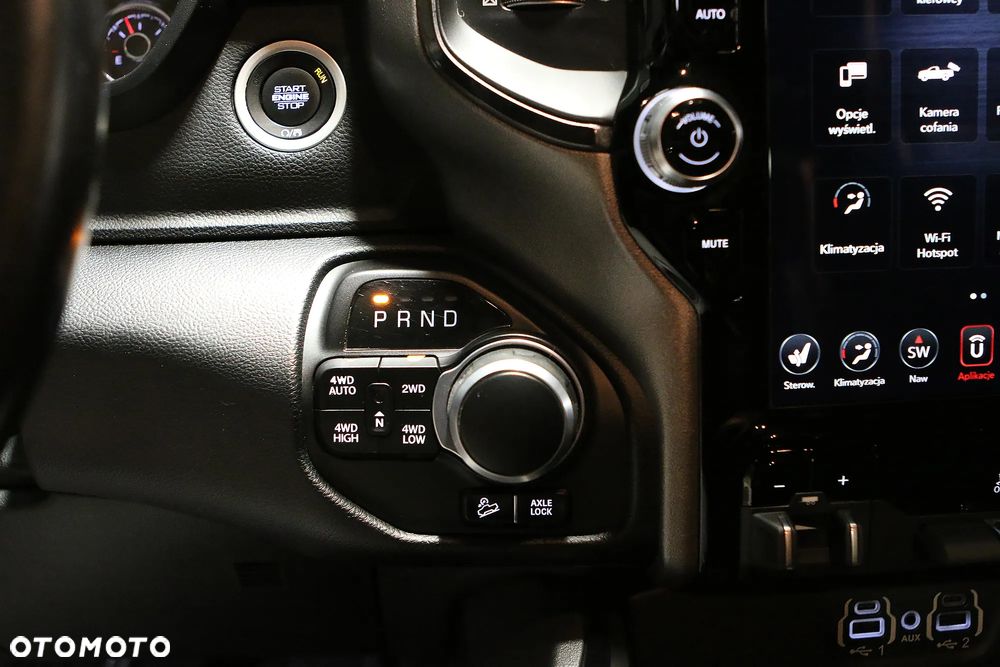 RAM 1500 5.7 Crew Cab Limited - 32