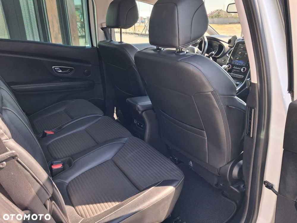 Renault Scenic TCe 140 GPF EDC BUSINESS EDITION - 21