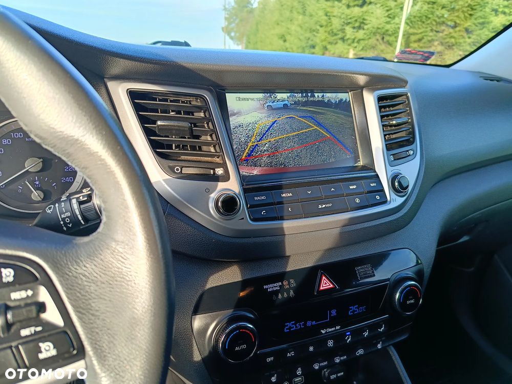 Hyundai Tucson 2.0 CRDI Style 4WD - 17