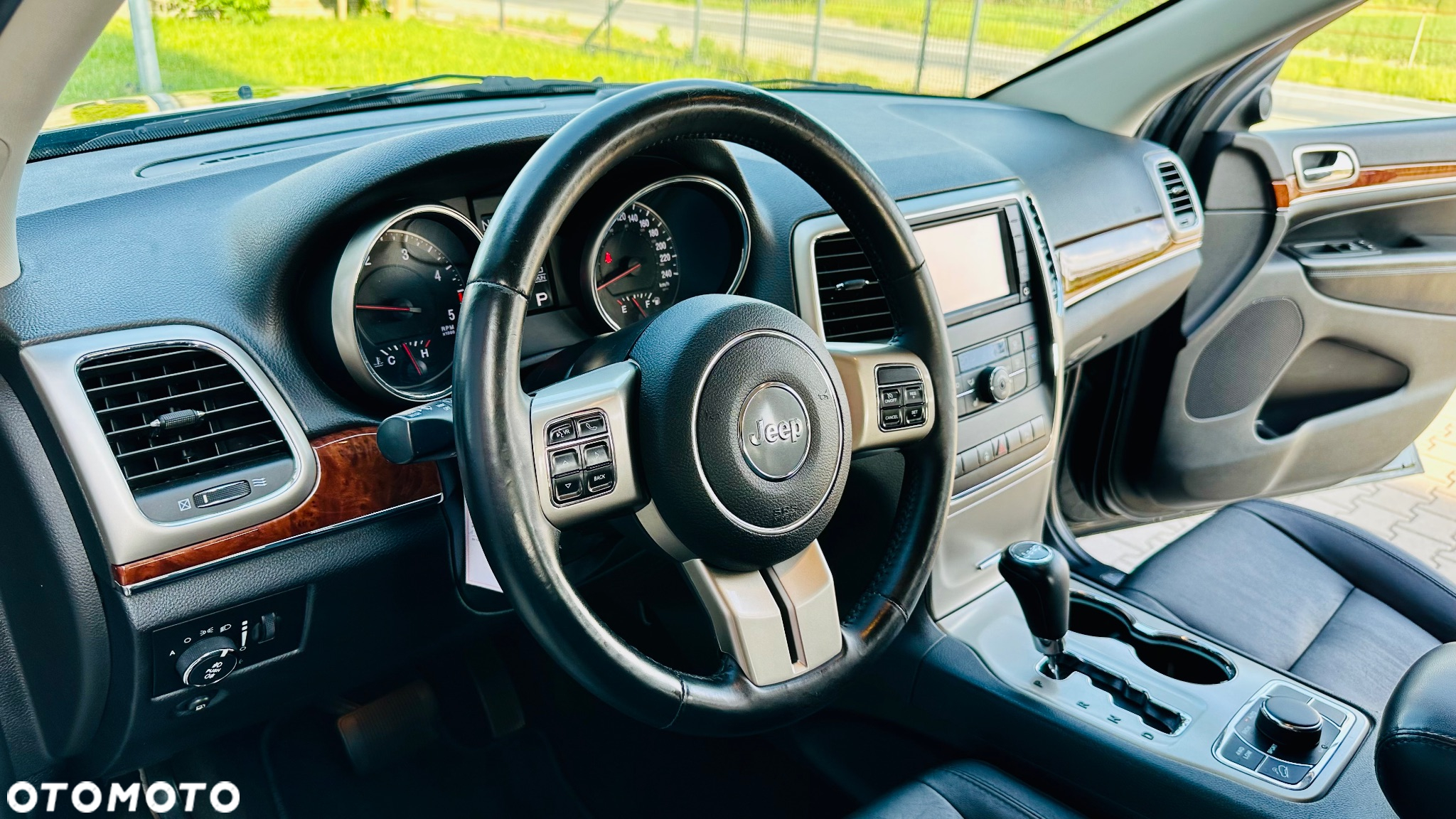 Jeep Grand Cherokee 3.0 CRD Limited - 31