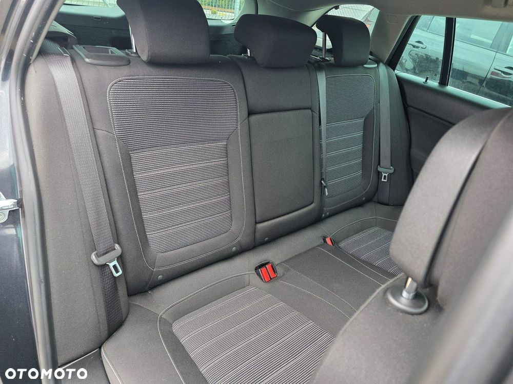 Opel Insignia 2.0 CDTI Cosmo S&S - 24