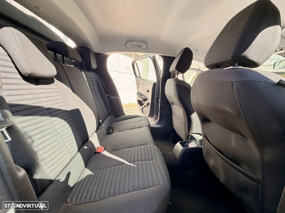 Peugeot 208 1.2 PureTech Active Pack - 11