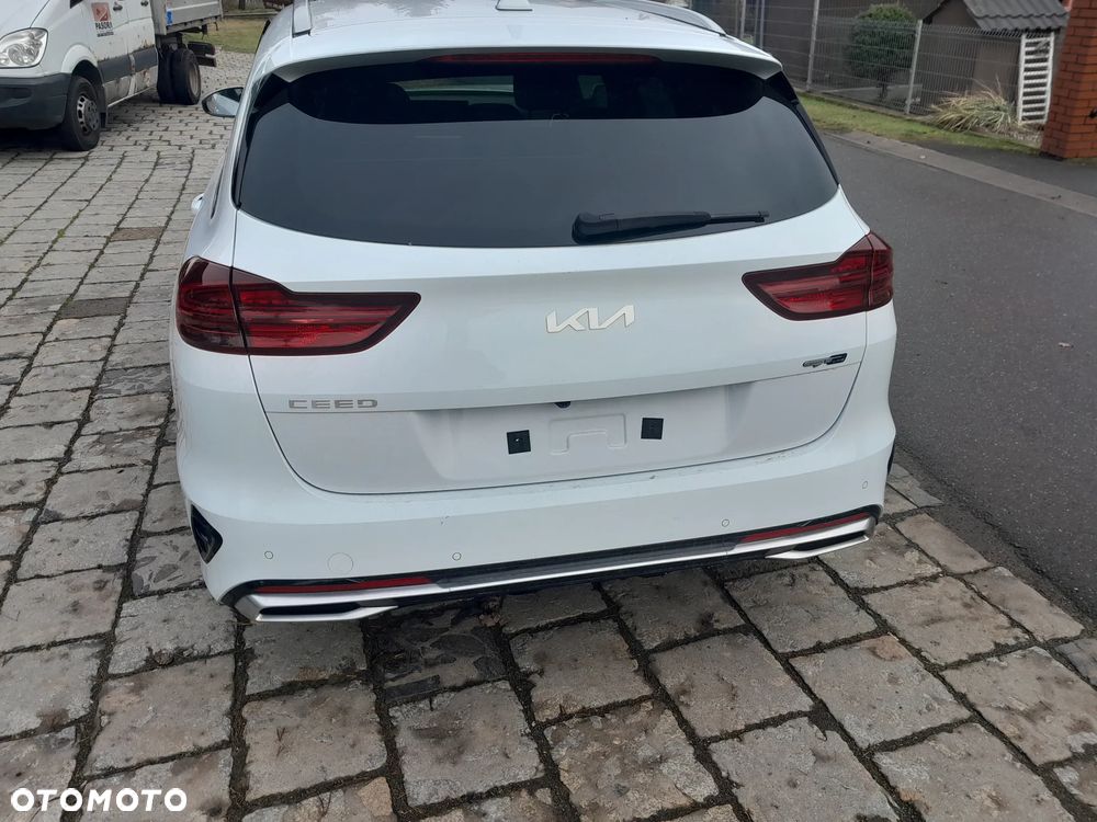 Kia Ceed 1.5 T-GDI OPF GT Line - 3