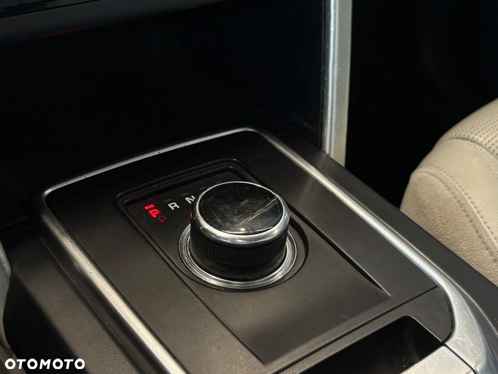 Land Rover Discovery Sport - 23